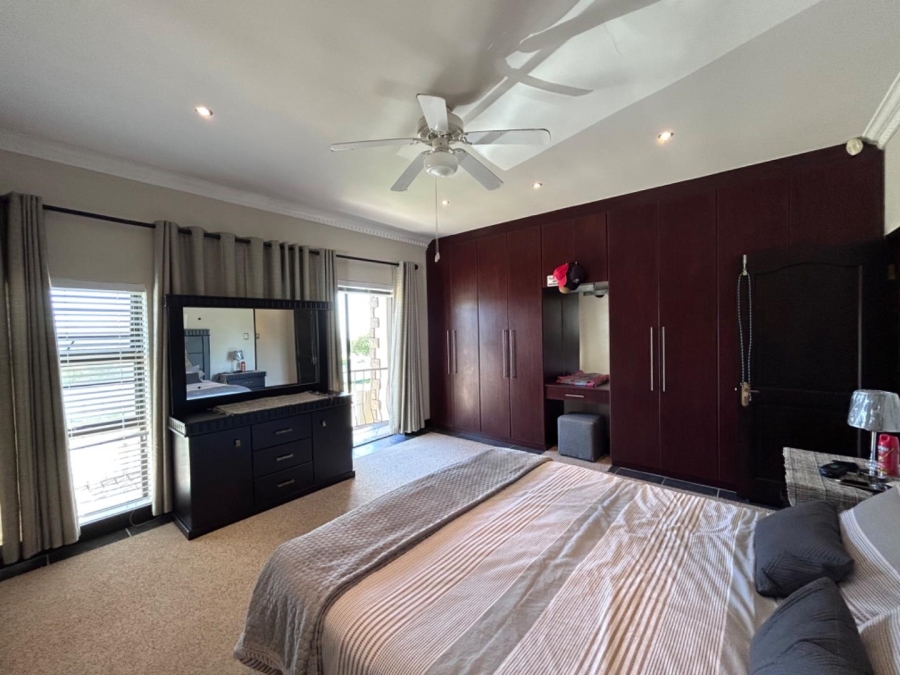 3 Bedroom Property for Sale in Jeffreys Bay Central Eastern Cape